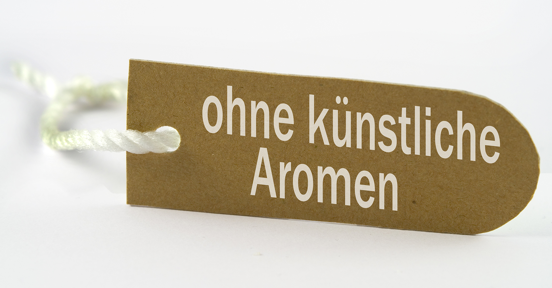 Schild mit Aufschrift "ohne künstliche Aromen"