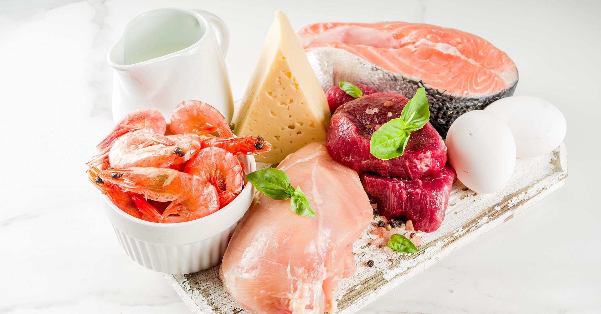 Animal protein sources Verschiedene tierische Produkte.